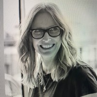 Portrait of Melanie Bridge, CEO of The Sweetshop